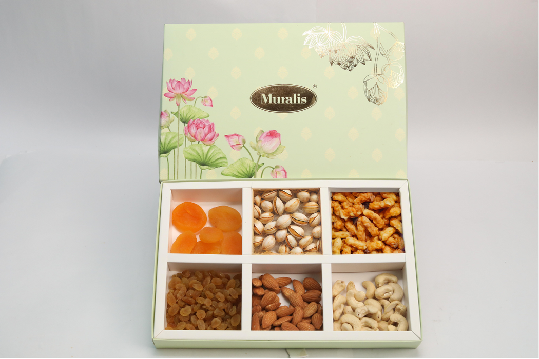 Dry Fruits Gift Box  - Medium